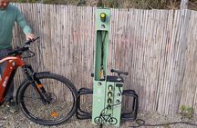 E-Bike Tour in Cinque Terre with Aperitif in Farmhouse