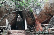 Sigiriya, Dambulla Day Tour from Negombo with Sri Lankan Lunch