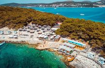 6 Island Hopping & Blue Mysteries: Shared Tour from Split