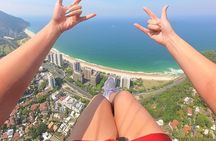 Parapente flight in the most beautiful view of Rio de Janeiro.