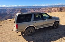 Picnic at East Grand Canyon Tables and Chairs Privided No Crowds