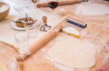 Florence Pasta Cooking Class with Tiramisu and Unlimited Wine