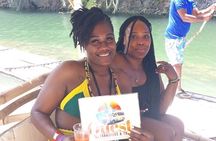  Bamboo Rafting in Ocho Rios 