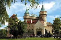 From Bratislava: Čičmany, Bojnice Palace & High Tatras Day Tour