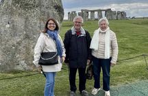 Stonehenge and Bath Private car with Chauffeur and Guide