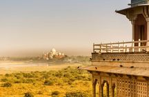 Agra Taj Mahal and Agra Fort Skip The Line Tour