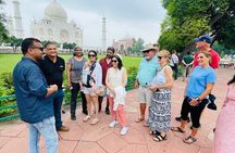 From Delhi: Same Day Taj Mahal Tour By Car