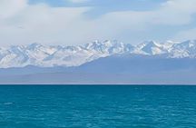 2-Day Adventure Yssyk Kul lake, Canyon, Yurt Stay and Eagle Show 