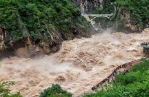 2 Days Trekking at Tiger Leaping Gorge