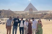 Private Tour Pyramids Museum with Lunch in Nile Cruise and Bazar 
