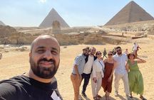 Private Tour Pyramids Museum with Lunch in Nile Cruise and Bazar 
