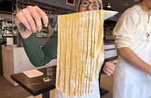  1 Hour Pasta making class in Rome