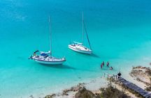 Slow Sailing Bacalar Experience with snack and drinks