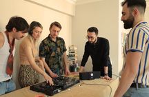 Istanbul Electronic Music and Culture Workshop From Local DJ