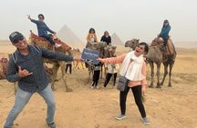 Half-Day Private Tour of the Giza Pyramids and Sphinx with Guide
