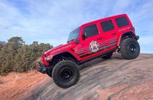 Follow Along and Ride Along Off Road Jeep Tours in Moab Utah