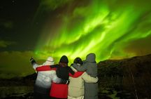 Tromsø: Northern Lights Adventure with Free Photos