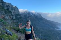 Cape Town: Table Mountain Hiking Tour With Pro Guide 