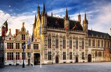 Bruges Historical Private Walking Tour and Canal Cruise