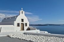 Discover Santorini-Private Guided Island Experience