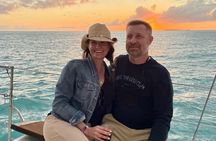 Key West Small-Group Sunset Sail with Wine and Hors d'oeuvres