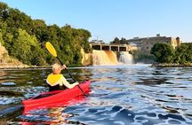 Sunset Kayak Tour in Downtown Ottawa and Gatineau