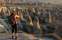 Red & Rose Valley Hiking Tour