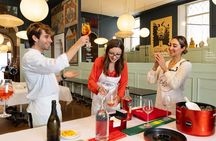 Enjoy Spritz and Pasta Making in Piazza Navona