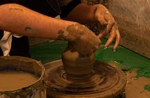 Model Ceramics in the Laboratory of a Masseria with aperitif