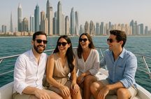 3 Hours Private Luxury Yacht Tour with BBQ, Music and Drinks