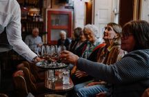 Edinburgh: Whisky Tasting with Storytelling in a Historic Pub