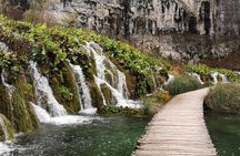 Plitvice Lakes Group Walking Tour with Local Guide