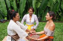Palm Reading with Balinesse Spiritual Healer ubud