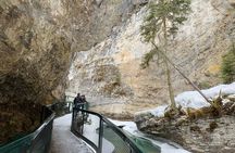 Lake Louise, Moraine, Emerald, Johnston Canyon and Banff Town 