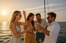 2Hour. Waikiki Saturday Sunset Party Cruise + BYOB