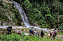 Full-Day Trekking and Sightseeing Tour in Mae Kampong