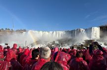 Hornblower Boat and Walking Tour of Niagara Falls