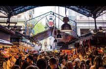 Barcelona Guided Bike Tour with Tapas and Wine