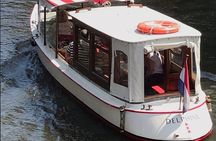 Historic private boat tour Amsterdam
