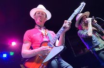 Nashville Live Music Bar Crawl with Local Venues & Drink Specials