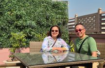 Customized Half or Full Day Delhi Shopping Tour with Female Guide