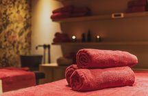 Fira: Couples' Aromatherapy Massage