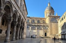Dubrovnik Old Town Walking Tour – Local Experience