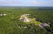 Chichen Itza: Skip-the-Line Tickets with Shared Guide