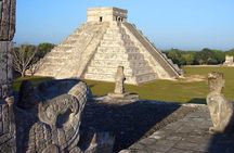 Chichen Itza: Skip-the-Line Tickets with Shared Guide