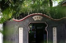 Chengdu City Walking Tour with Food and Culture Stops