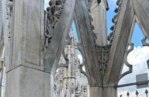 Duomo skips the line with a guide