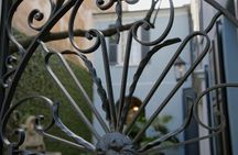 Stroll Historic South of Broad in Charleston’s Walled City