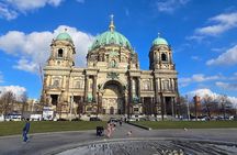 Berlin : Unique Segway Tour - Time Travel through the Capital