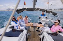 Sailing Experience in an Exclusive Sailboat in Barcelona